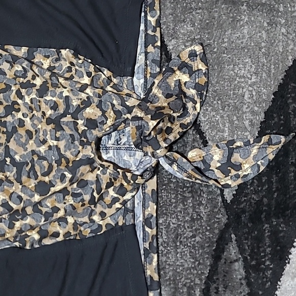 BKE RAGLAN SLEEVE LEOPARD PRINT FRONT TIE SHIRT - Picture 6 of 11